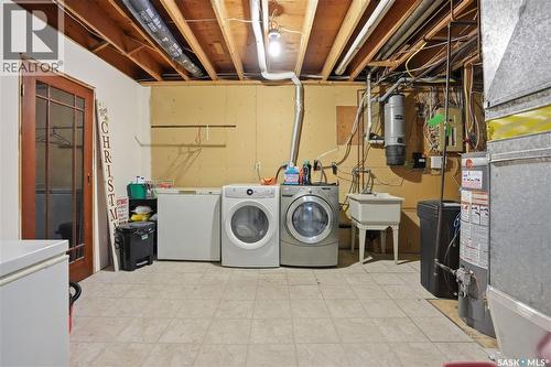 165 3Rd Street, Pilot Butte, SK - Indoor Photo Showing Laundry Room