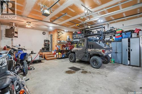 165 3Rd Street, Pilot Butte, SK - Indoor Photo Showing Garage