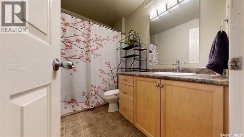 2 22 Qu'Appelle Crescent, Balgonie, SK - Indoor Photo Showing Bathroom