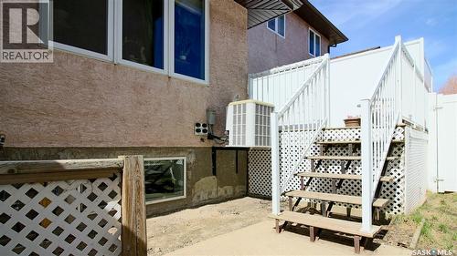 2 22 Qu'Appelle Crescent, Balgonie, SK - Outdoor With Exterior