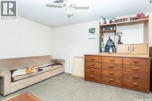 43 Lindsay Drive, Saskatoon, SK - Indoor