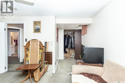 43 Lindsay Drive, Saskatoon, SK - Indoor Photo Showing Other Room