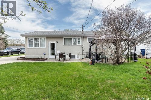 43 Lindsay Drive, Saskatoon, SK - Outdoor