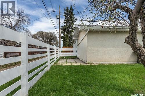 43 Lindsay Drive, Saskatoon, SK - Outdoor