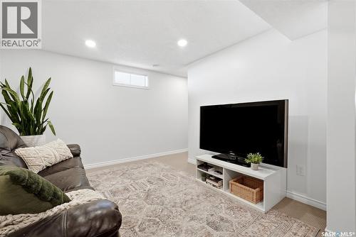 120 Eden Avenue, Regina, SK - Indoor Photo Showing Basement