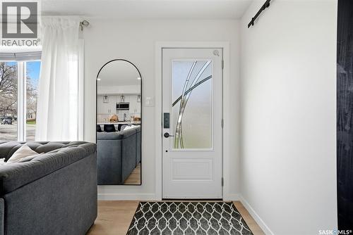 120 Eden Avenue, Regina, SK - Indoor Photo Showing Other Room