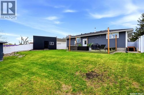 120 Eden Avenue, Regina, SK - Outdoor