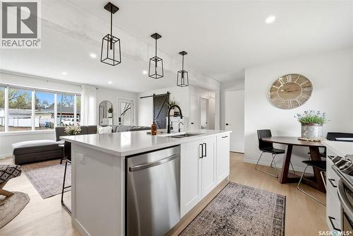 120 Eden Avenue, Regina, SK - Indoor Photo Showing Other Room