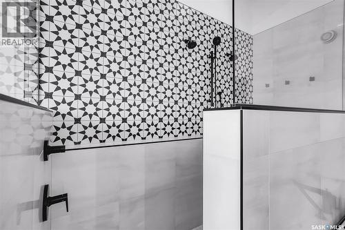 255 Greyeyes-Steele Way, Saskatoon, SK - Indoor Photo Showing Bathroom