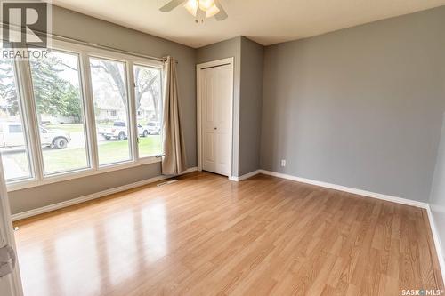 5342 5Th Avenue, Regina, SK - Indoor Photo Showing Other Room