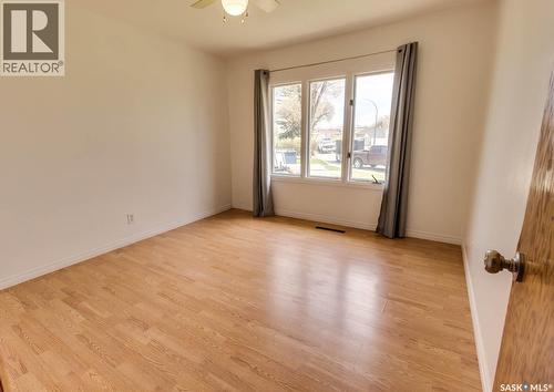 5342 5Th Avenue, Regina, SK - Indoor Photo Showing Other Room