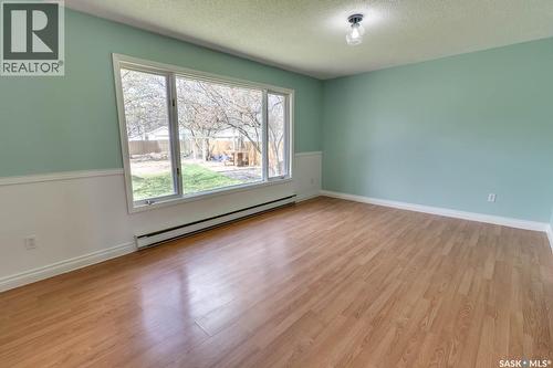 5342 5Th Avenue, Regina, SK - Indoor Photo Showing Other Room