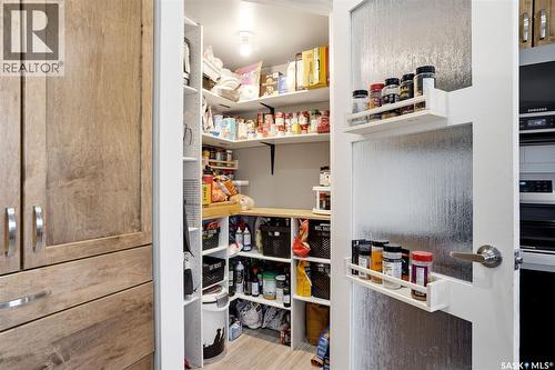 1248 Boehm Bay N, Regina, SK - Indoor With Storage