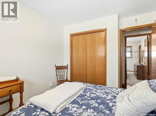 661 Dalgliesh Drive, Regina, SK - Indoor Photo Showing Bedroom