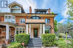 44 AUSTIN TERRACE Toronto, ON M5R 1Y6