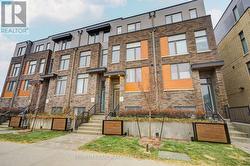 46 HOOYO TERRACE Toronto, ON M6A 0E2