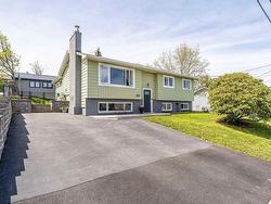89 Sirius Crescent Dartmouth, NS B2W 4L4
