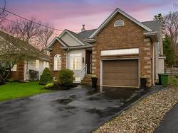 232 Summer Field Way  Dartmouth, NS B2W 6M7
