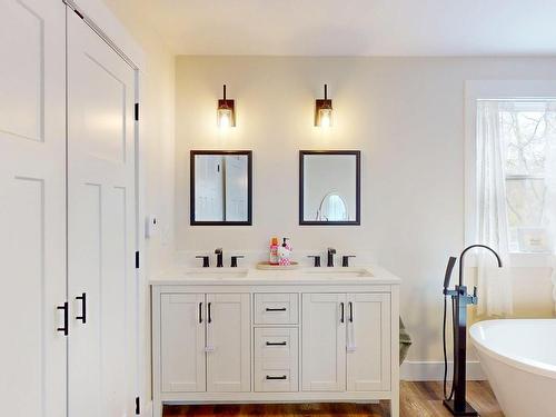 12572 1 Highway, Brickton, NS 
