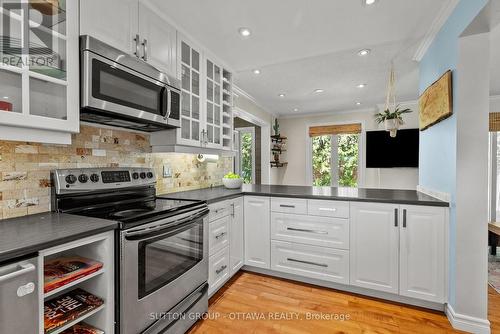 1 Airycot Circle, Ottawa, ON - Indoor Photo Showing Kitchen