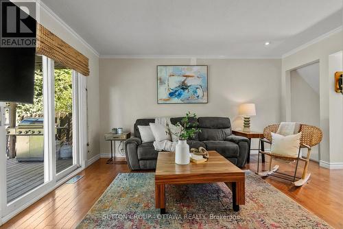 1 Airycot Circle, Ottawa, ON - Indoor Photo Showing Living Room