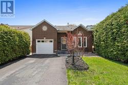 14 GREER STREET Ottawa, ON K2S 1H8