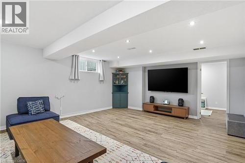 2 Amore Boulevard, Hamilton, ON - Indoor