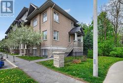 14 - 15 TADLEY PRIVATE Ottawa, ON K2J 2T3