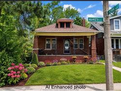 438 WAHKETA Street Windsor, ON N8X 1B6