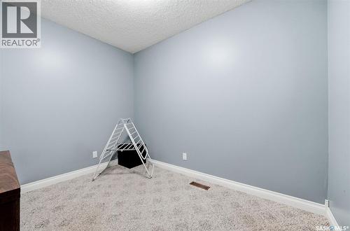 2947 More Crescent E, Regina, SK - Indoor Photo Showing Other Room