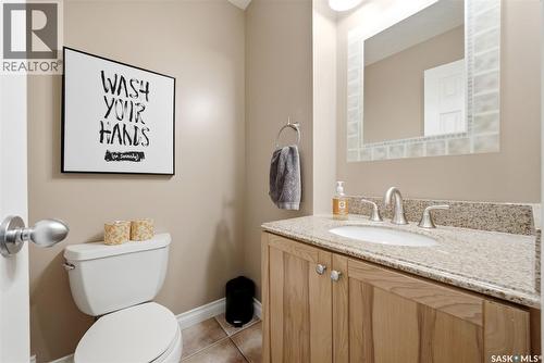 2947 More Crescent E, Regina, SK - Indoor Photo Showing Bathroom