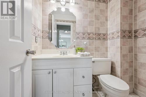 17 Histon Crescent, Brampton (Madoc), ON - Indoor Photo Showing Bathroom