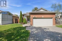 1075 RIDGEMOUNT BOULEVARD Oshawa (Pinecrest), ON L1K 2K8