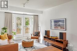 205 - 800 SPADINA ROAD Toronto, ON M5P 3N2
