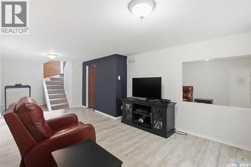 3625 Victoria Avenue, Regina, SK - Indoor