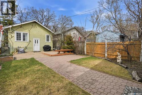 3625 Victoria Avenue, Regina, SK - Outdoor