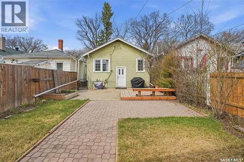 3625 Victoria Avenue, Regina, SK - Outdoor