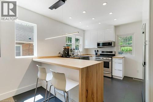 20 Ramore Street, Cambridge, ON - Indoor Photo Showing Kitchen