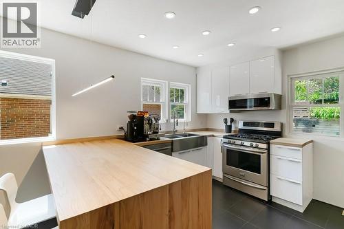 20 Ramore Street, Cambridge, ON - Indoor Photo Showing Kitchen With Stainless Steel Kitchen With Double Sink