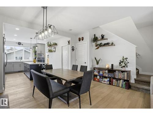 2116 159 St Sw, Edmonton, AB - Indoor Photo Showing Dining Room