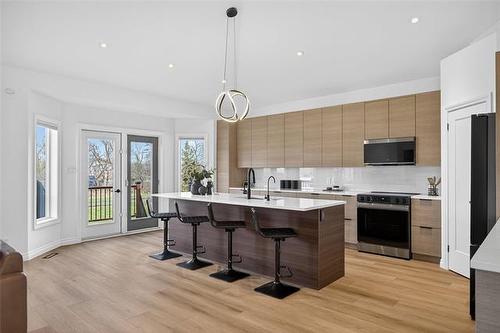 525 Mcphillips Rd, St Andrews, MB 