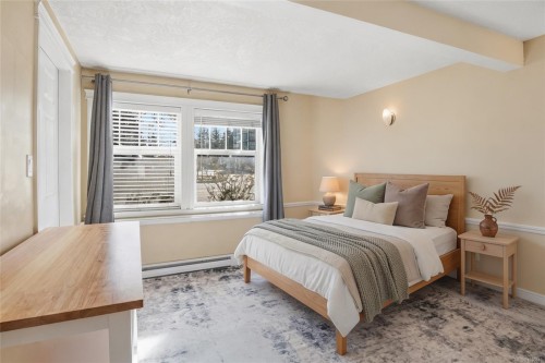 104-2766 Peatt Rd  Langford, BC V9B 3V3