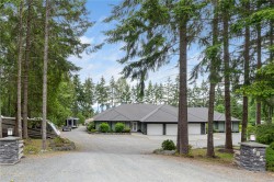 685 Wildgreen Way  Parksville, BC V9P 0A5