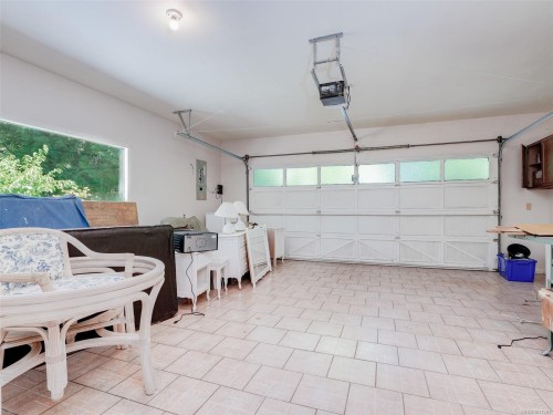 4860 Excelsior Rd, Saanich, BC 