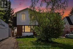 900 BORLAND DRIVE Ottawa, ON K1E 1X5