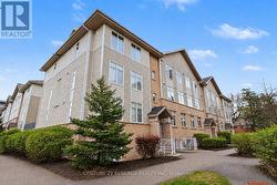 D - 318 EVEREST PRIVATE  Ottawa, ON K1G 4E3