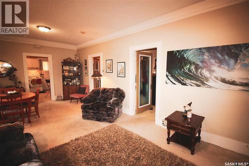 515 1St Street E, Shaunavon, SK - Indoor Photo Showing Other Room