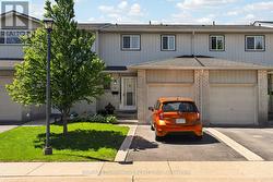 31 - 1675 UPPER GAGE AVENUE  Hamilton, ON L8W 3R8