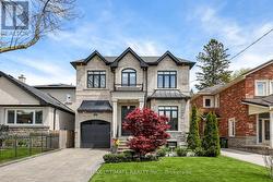 31 PRESTEIGN AVENUE Toronto, ON M4B 3A9