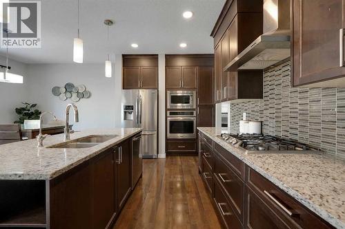 216 Carringvue Manor Nw, Calgary, AB 